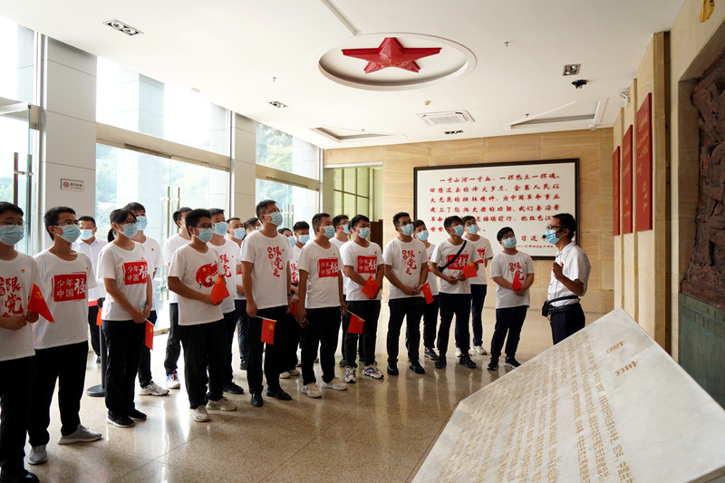 公司團(tuán)委開展“喜迎二十大、永遠(yuǎn)跟黨走、奮進(jìn)新征程”主題團(tuán)日活動(dòng)7